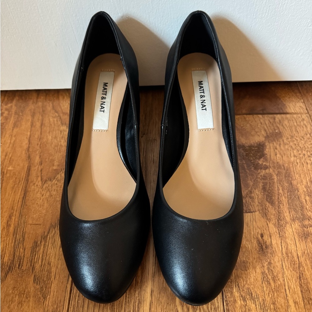 NEW Matt and Nat Black Heels, Size 9 - Picture 1 of 8